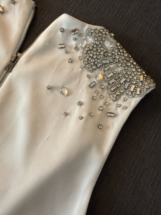 Alice + Olivia Almira Embellished Sleeveless Fitted Mini Dress - Picture 10 of 11